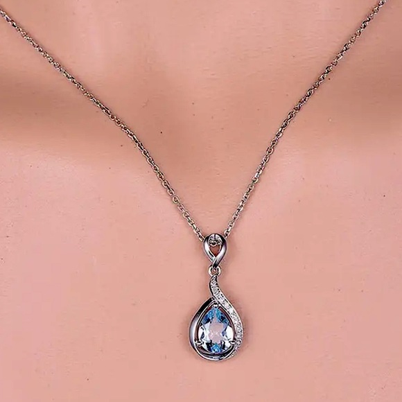 Graceful Pendant Water Drop - Picture 5 of 5